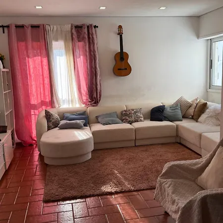 Apartament Em Odivelas (Lisbon)